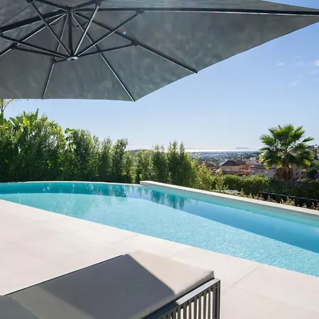 Nueva Andalucia Villa